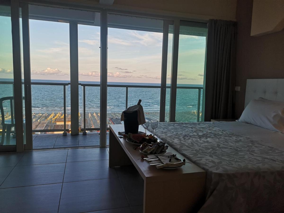 Hotel Adria Milano Marittima Exteriör bild