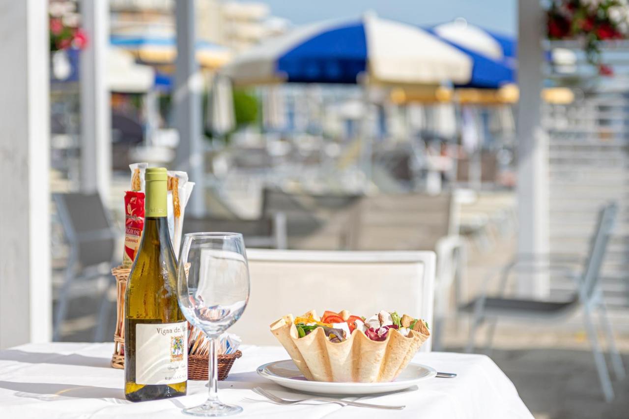 Hotel Adria Milano Marittima Exteriör bild