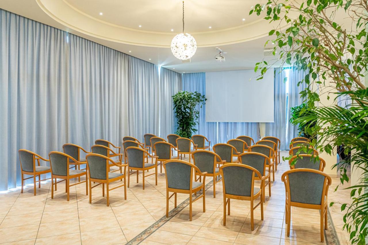 Hotel Adria Milano Marittima Exteriör bild