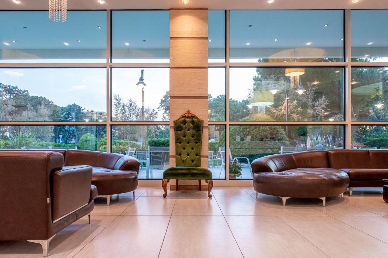 Hotel Adria Milano Marittima Exteriör bild