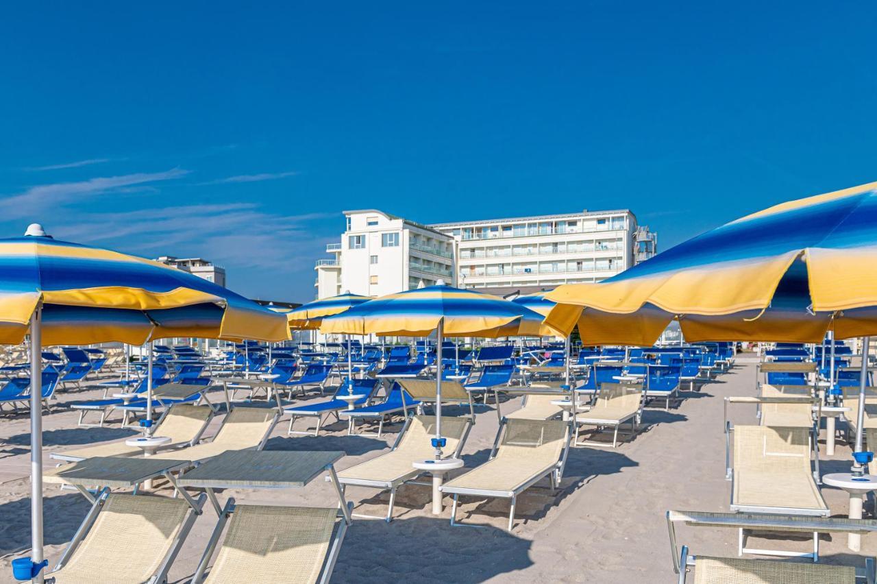 Hotel Adria Milano Marittima Exteriör bild