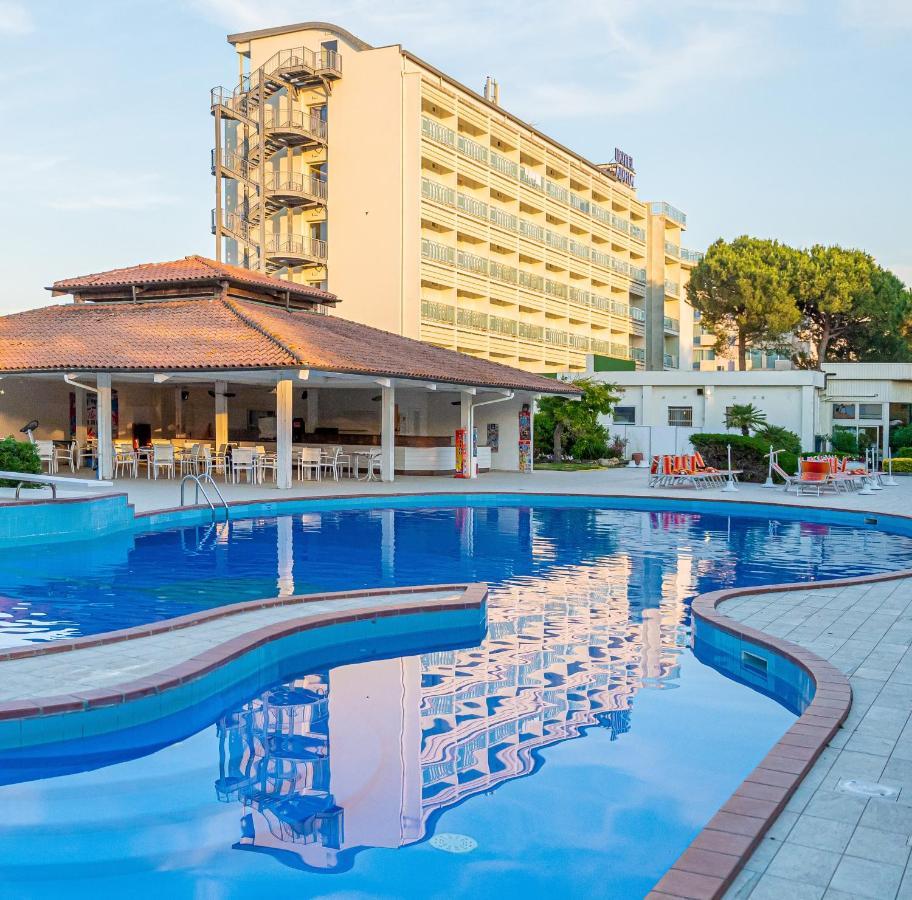 Hotel Adria Milano Marittima Exteriör bild