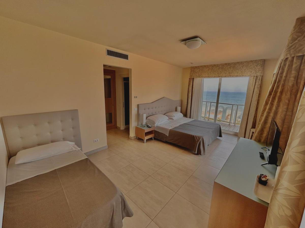 Hotel Adria Milano Marittima Exteriör bild