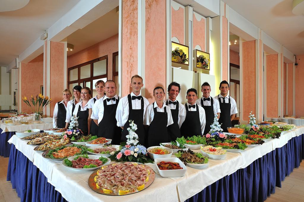 Hotel Adria Milano Marittima Exteriör bild